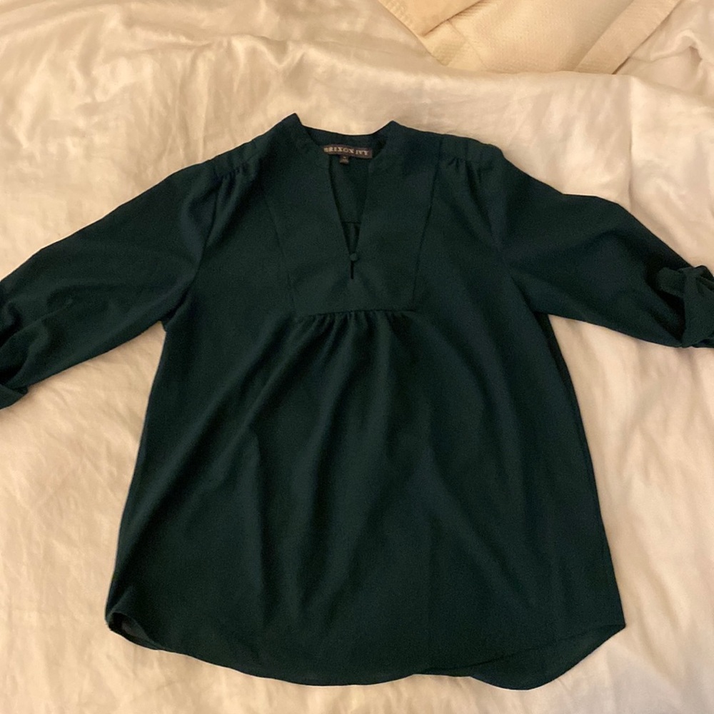 Forest Green vneck top